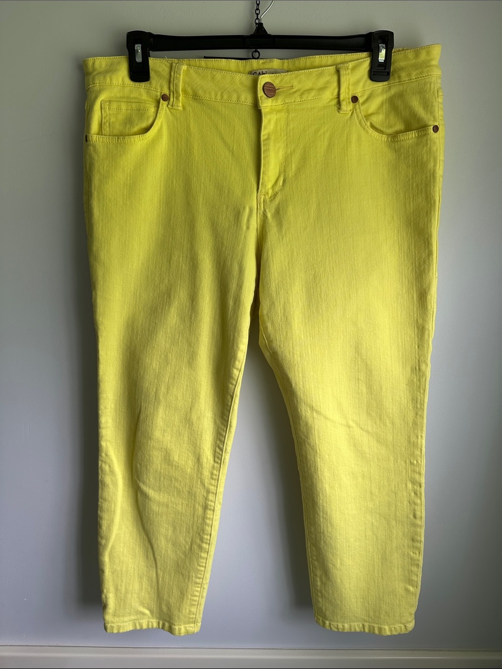 Ladies CAbi Jeans Size 16 Neon Yellow Straight Leg Ankle Length SummerStyle